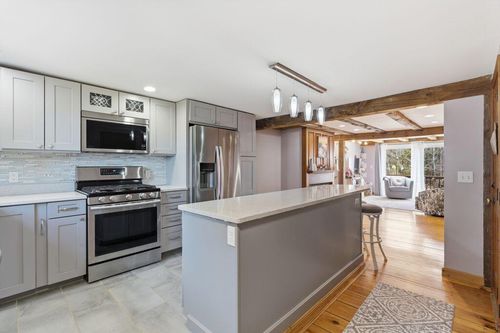 4-5 Shaw'S Farm Lane, York, ME, 03909 | Card Image