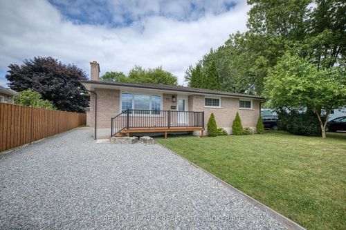 25 Rice Rd, Welland, ON, L3C2V4 | Card Image