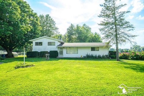 4824 Summerfield Rd, Petersburg, MI, 49270-9700 | Card Image