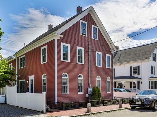 1-7 Hancock St, Newburyport, MA, 01950-3112 | Card Image