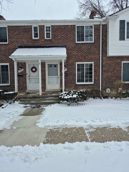 22925 Gary Ln, Saint Clair Shores, MI, 48080-2713 | Card Image