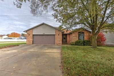 4688 Mission Drive, House other with 3 bedrooms, 2 bathrooms and null parking in Decatur IL | Image 1