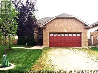 965 Bellagio Dr, House other with 3 bedrooms, 1 bathrooms and null parking in Windsor ON | Image 1