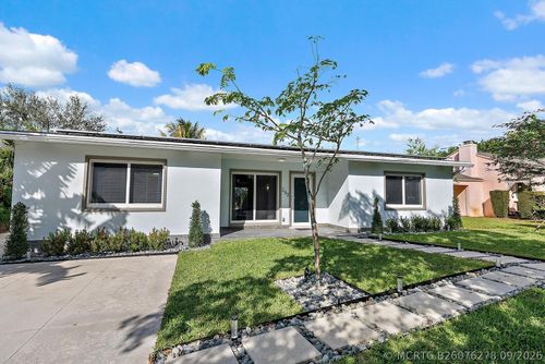 253 Costello Rd, West Palm Beach, FL, 33405-4733 | Card Image