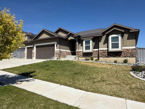 7081 N Hollow View Ct, Eagle Mountain, UT, 84005-6280 | Card Image