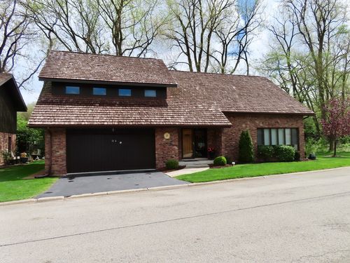 31a Lucas Dr, Palos Hills, IL, 60465 | Card Image
