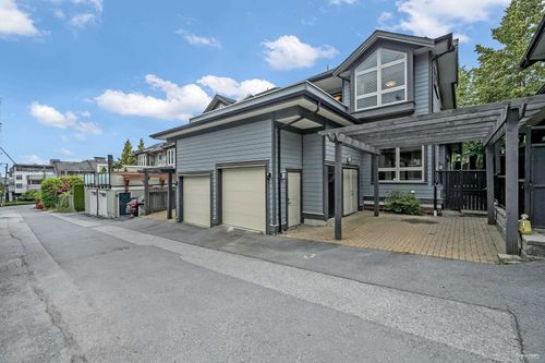 3-651 W 14th St, North Vancouver, BC, V7M1R3 | Card Image