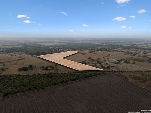 000 Youngsford Rd, Marion, TX, 78124 | Card Image