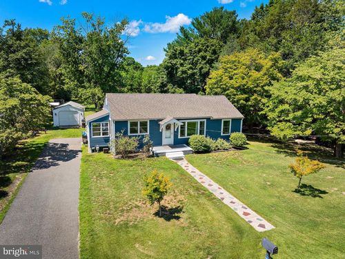 16 South Maple Avenue, TUCKERTON, NJ, 08087 | Card Image