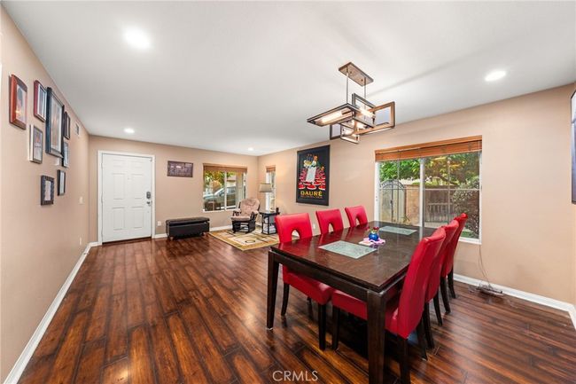 Living and Dining Areas | Image 7