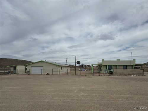 6959 W Concho Dr, Dolan Springs, AZ, 86441-4805 | Card Image