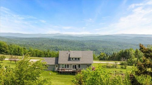 111 Cooper Hill Rd, Dover, VT, 05341-9647 | Card Image