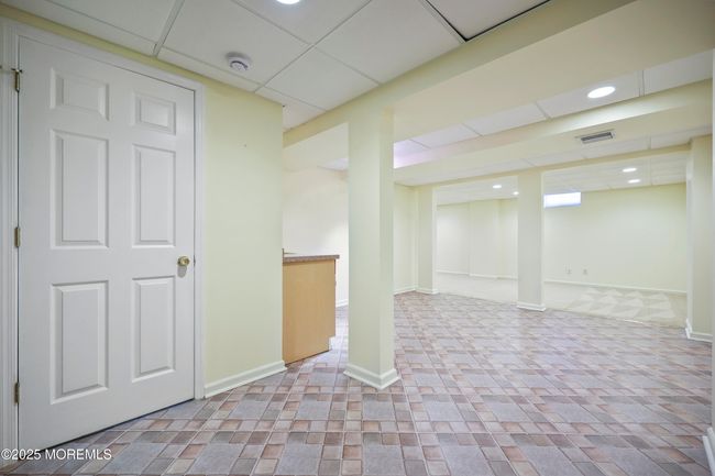 17 Kingfisher Ct, House other with 3 bedrooms, 4 bathrooms and null parking in Marlboro NJ | Image 20