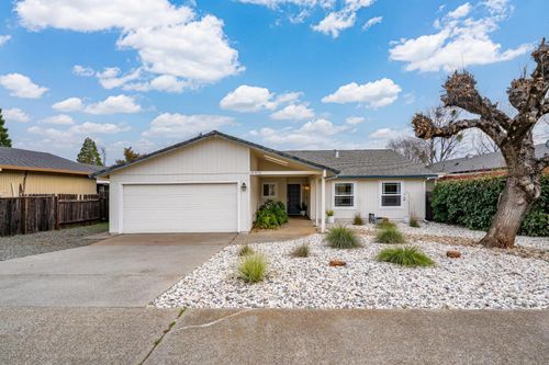 970 Sierra View Circle, Auburn, CA, 95603 | Card Image