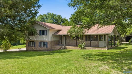 9479 Burton Dr, Henagar, AL, 35978-5391 | Card Image