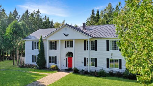 152 E Green Ridge Road, Caribou, ME, 04736 | Card Image