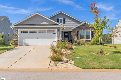 206 Bending Branch Rd, Greenville, SC, 29605-5893 | Card Image