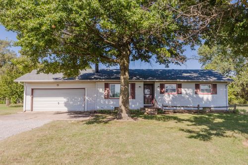 1247 N Hydraulic, Belle Plaine, KS, 67013 | Card Image