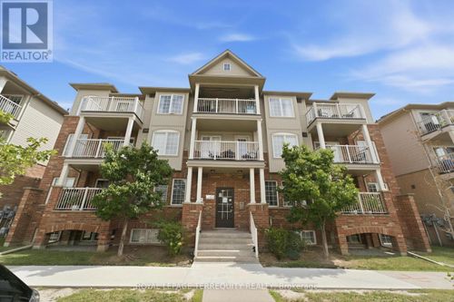 3-141 Isaac Devins Blvd, Toronto, ON, M9M0C4 | Card Image