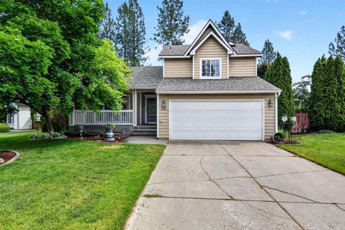 9920 N Parkside Dr, Nine Mile Falls, WA, 99026-9266 | Card Image