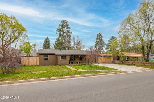 219 E Zuni Dr, Flagstaff, AZ, 86005-6524 | Card Image