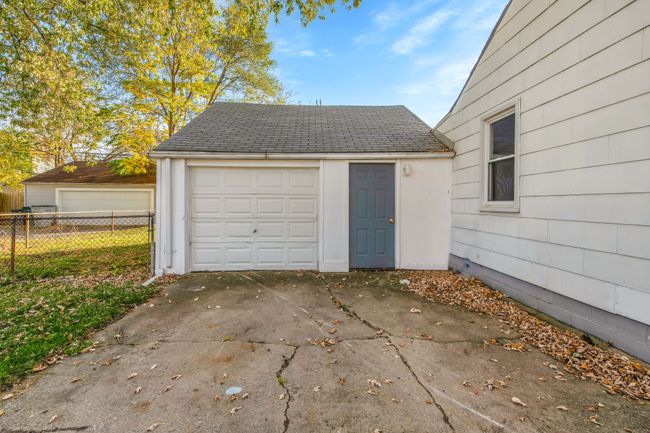 34 E Milton Ave, House other with 2 bedrooms, 1 bathrooms and null parking in Hazel Park MI | Image 21