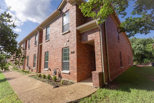 1544 Bennett St, Bryan, TX, 77802-1255 | Card Image