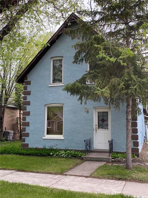 74 3rd Ave N, Yorkton, SK, S3N1C3 | Card Image