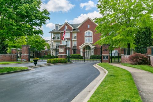 apt-e5-3201 Aspen Grove Dr, Franklin, TN, 37067-4865 | Card Image
