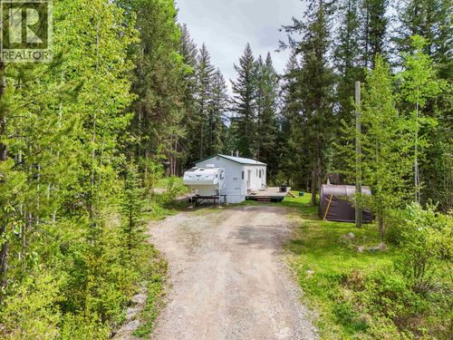 2407 Vernon Road, Quesnel, BC, V2J7C8 | Card Image
