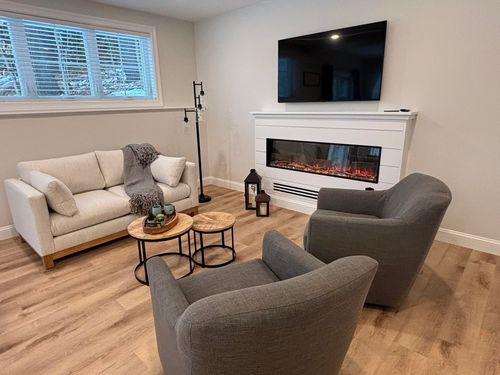 000 Woodmans Lane, Peterborough, NH, 03458 | Card Image