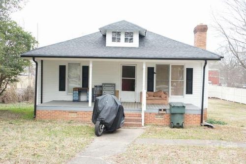 2204 W 2nd Ave, Gastonia, NC, 28052-3550 | Card Image