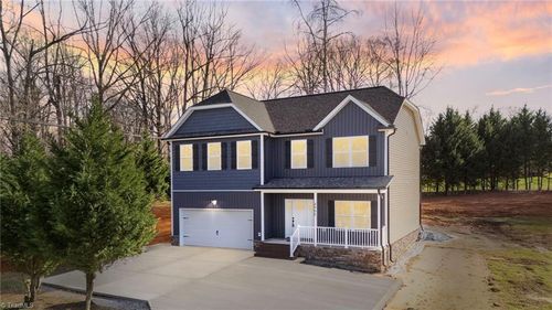 4900 Westerly Dr, Winston Salem, NC, 27106-9694 | Card Image