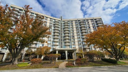 unit-6j-20 N Tower Rd, Oak Brook, IL, 60523-1133 | Card Image