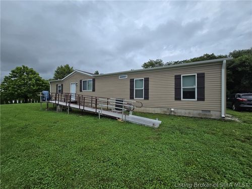 3028 S Middle Fork Ln, Salem, IN, 47167-5948 | Card Image