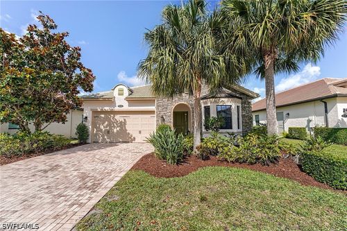9335 Woodhurst Drive, NAPLES, FL, 34120 | Card Image