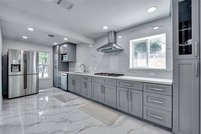 1906 Night Star Ln, House other with 4 bedrooms, 2 bathrooms and 2 parking in Houston TX | Image 10