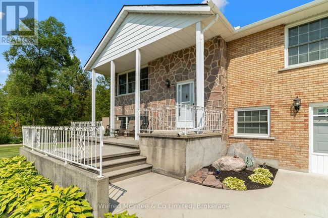 034079 5 Ndr Sideroad, House other with 3 bedrooms, 2 bathrooms and 6 parking in West Grey ON | Image 4