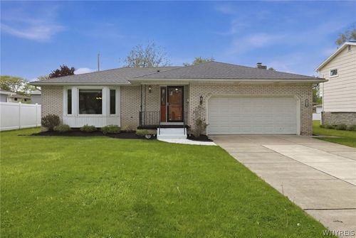 246 Willow Green Dr, Amherst, NY, 14228-3469 | Card Image