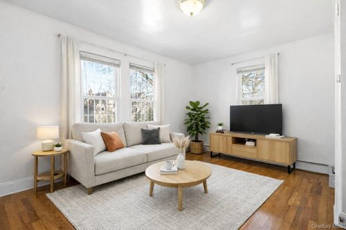 fl-2nd-71-19 Nansen St, Forest Hills, NY, 11375-6729 | Card Image