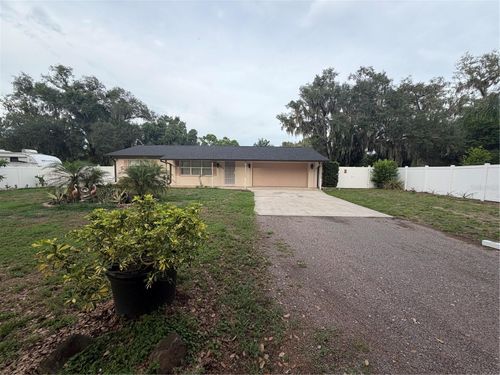 8009 Paulson Ln, Tampa, FL, 33617-7621 | Card Image