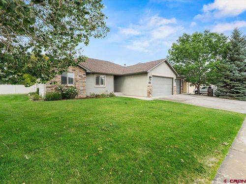 2240 Freedom Way, Montrose, CO, 81401-7632 | Card Image