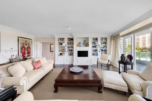 apt-705-19955 Ne 38th Ct, Aventura, FL, 33180-3429 | Card Image