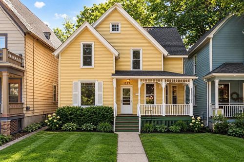 1227 Spaight St, Madison, WI, 53703-4495 | Card Image