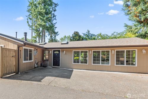 9223 128th Avenue Ne, Kirkland, WA, 98033 | Card Image