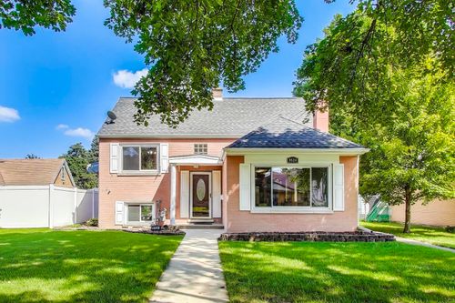 9524 Jefferson Ave, Brookfield, IL, 60513-1137 | Card Image