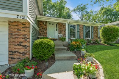 712 Exmoor Terrace, House other with 4 bedrooms, 2 bathrooms and 6 parking in Crystal Lake IL | Image 3