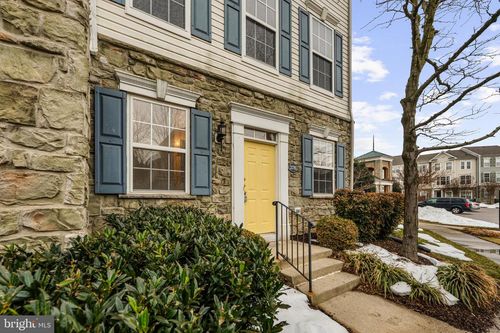 21781 Findon Ct, ASHBURN, VA, 20147-6708 | Card Image