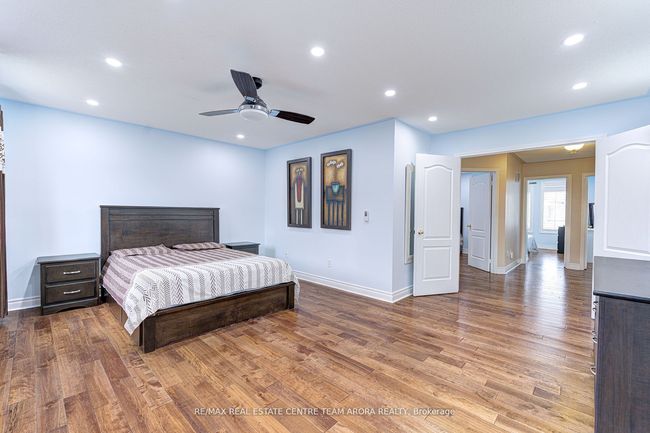 27 Beresford Cres, House other with 5 bedrooms, 4 bathrooms and 4 parking in Brampton ON | Image 20