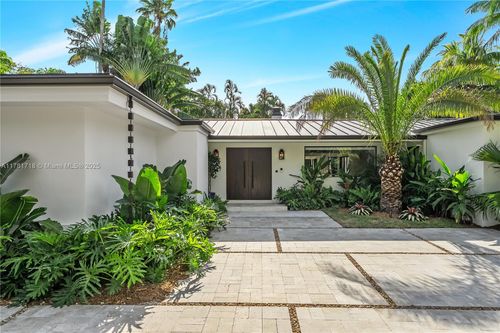 325 Gulf Rd, Key Biscayne, FL, 33149-1605 | Card Image